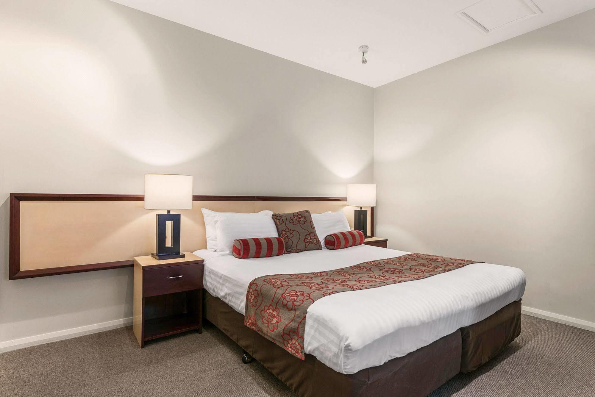 Mantra One Sandy Bay Road Гобарт Екстер'єр фото